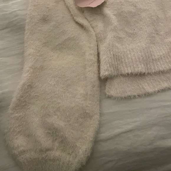 NWT Favlux Fashion Bubble Sleeve Cream Sweater - Picture 1 of 3